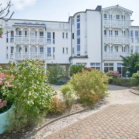Apartment Mit Badewanne Auf Ruegen *