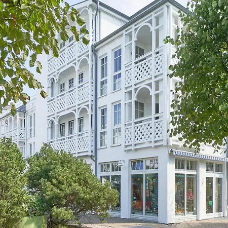 Apartment Mit Badewanne Auf Ruegen *